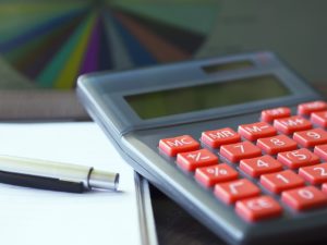 beratung von einem versicherungsmakler